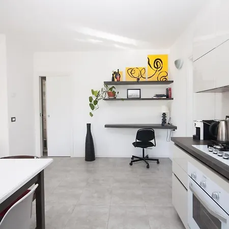 Via Volta Lenno By Lovecomo