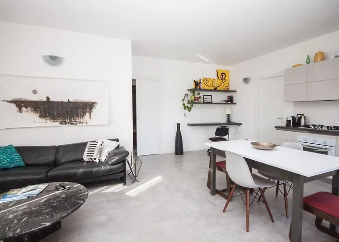 Via Volta Lenno By Lovecomo * Tremezzo