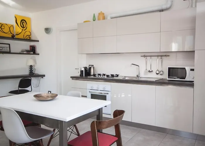 Via Volta Lenno By Lovecomo *