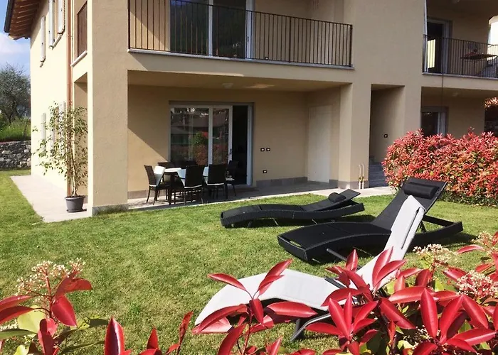 Via Volta Lenno By Lovecomo *